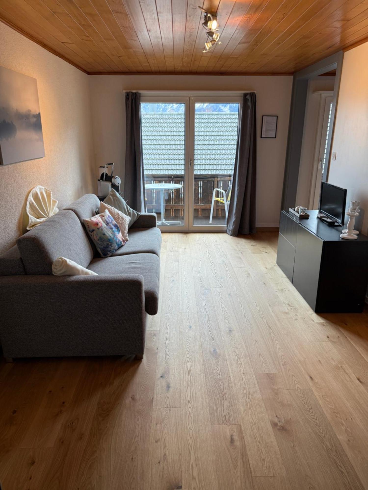 Eva'S Seeblick Krattigen Chambre photo