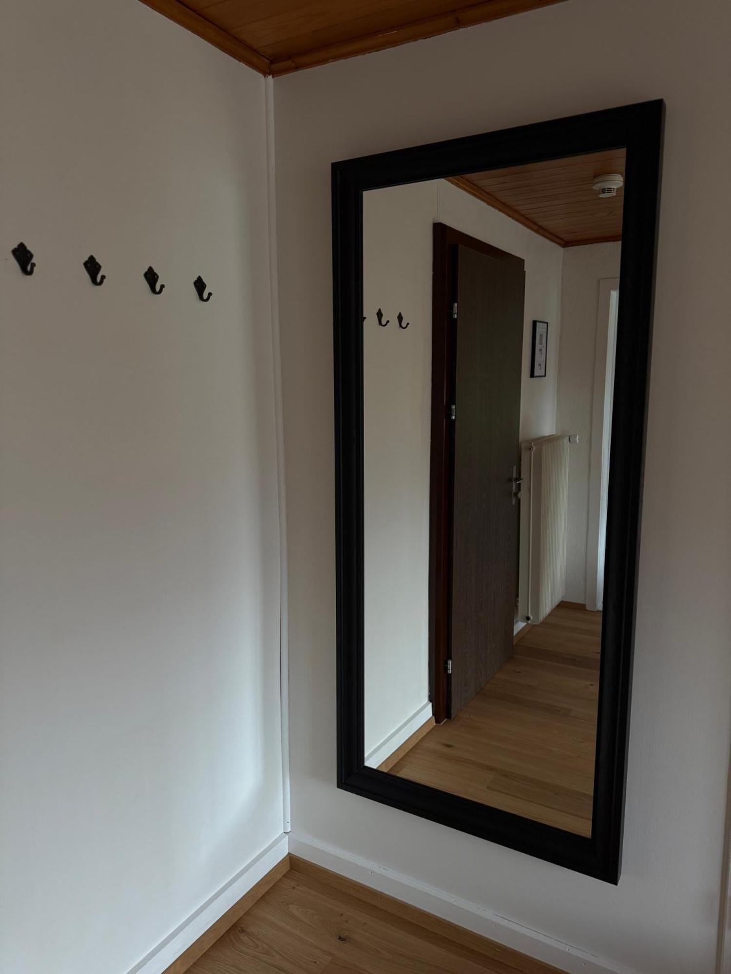 Eva'S Seeblick Krattigen Chambre photo